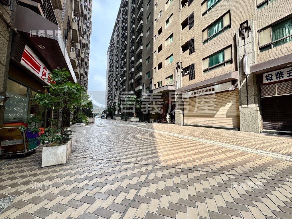 美麗歐洲稀有店面釋出房屋室內格局與周邊環境