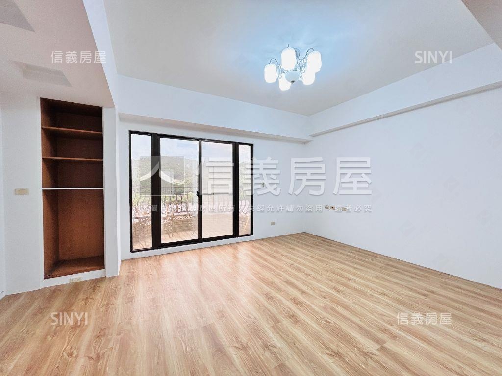 中悅璞園珍稀山景美宅兩房房屋室內格局與周邊環境