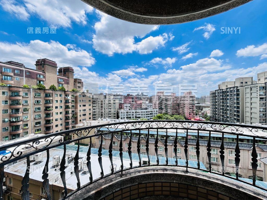 中悅璞園珍稀山景美宅兩房房屋室內格局與周邊環境