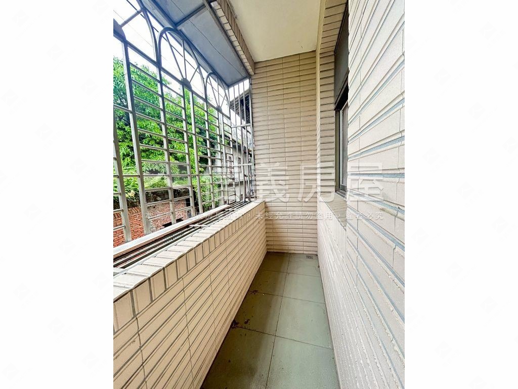 平鎮稀有低總價透天房屋室內格局與周邊環境