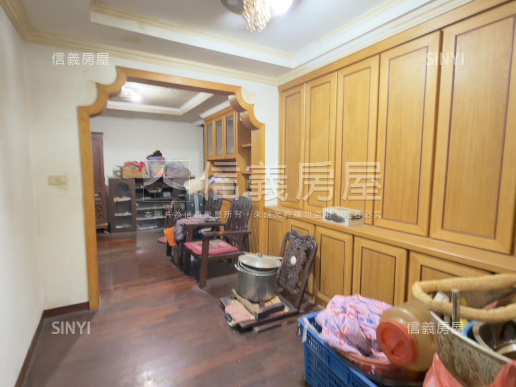 烏日黃金三角透店房屋室內格局與周邊環境