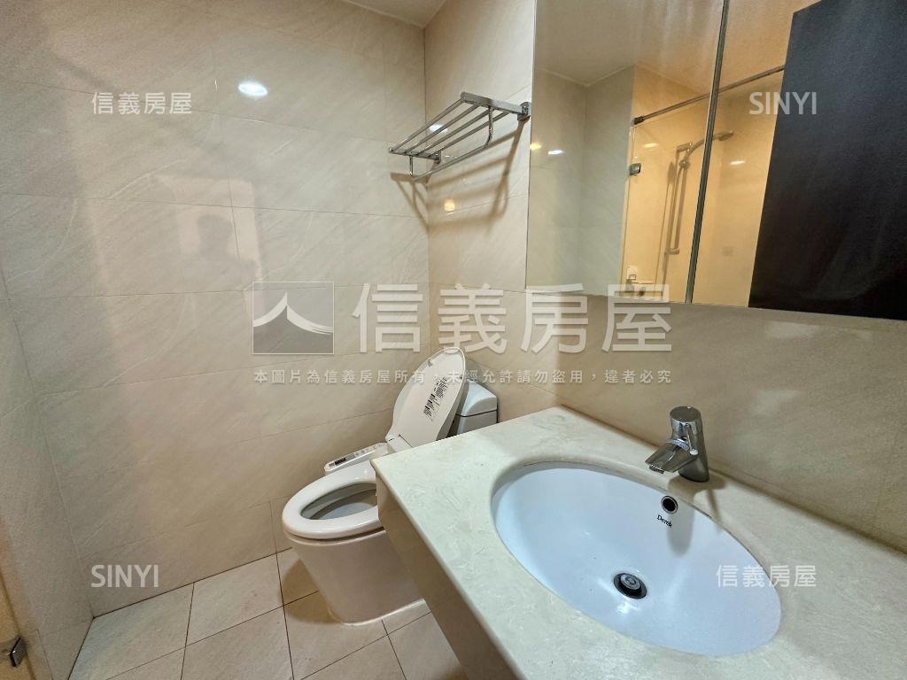 高鐵特區櫻花一綻稀有釋出房屋室內格局與周邊環境