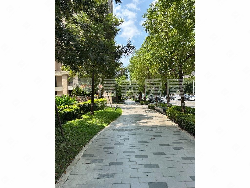 高鐵特區櫻花一綻稀有釋出房屋室內格局與周邊環境