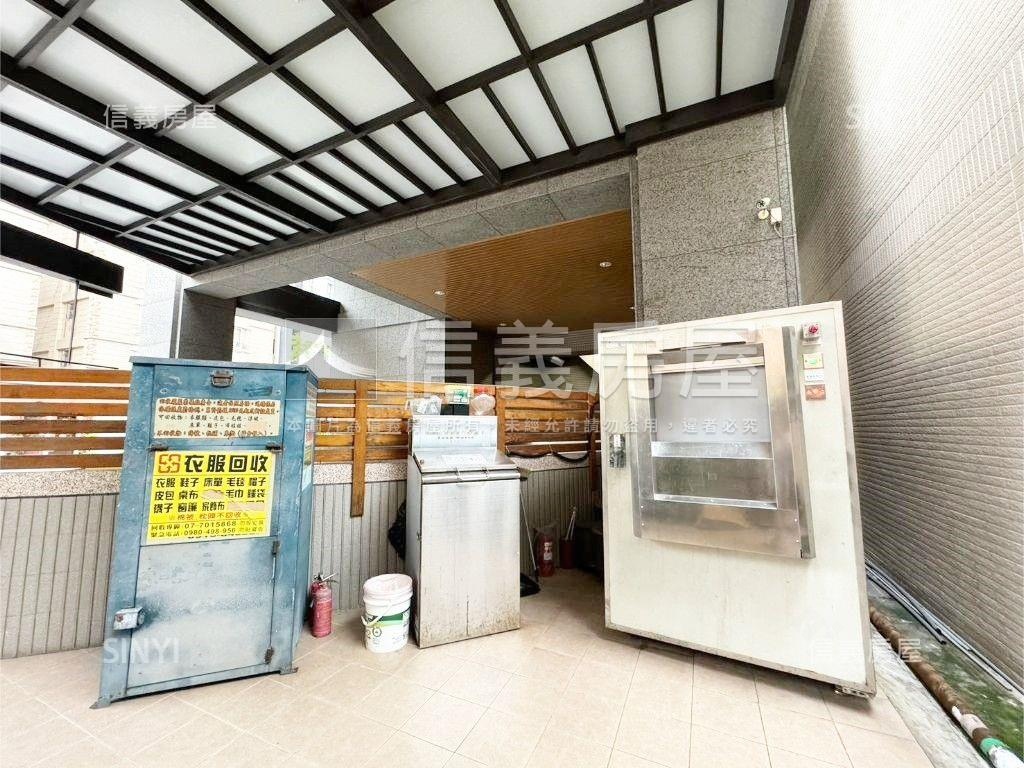 ⭐近公園捷運３房附車位房屋室內格局與周邊環境