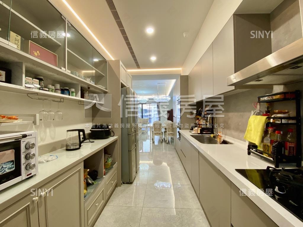 光州之石里安貳雙車墅房屋室內格局與周邊環境