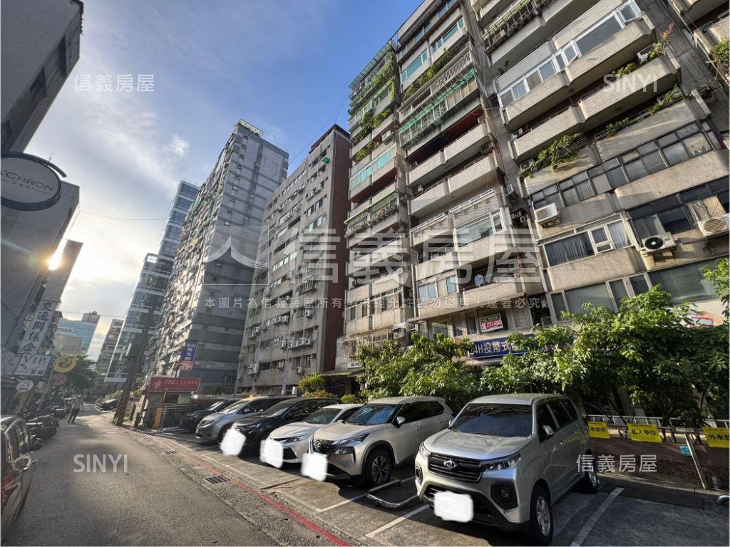 南京歌林超群帝王向住辦房屋室內格局與周邊環境