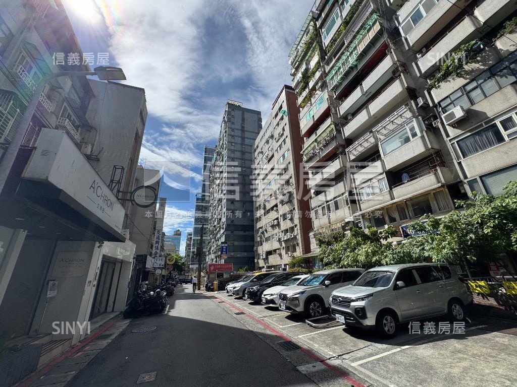 南京歌林超群帝王向住辦房屋室內格局與周邊環境