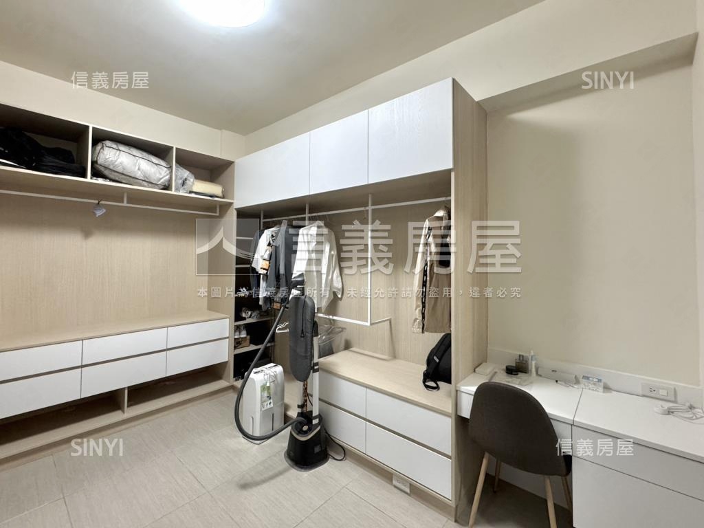 近科工區喆園５車墅房屋室內格局與周邊環境