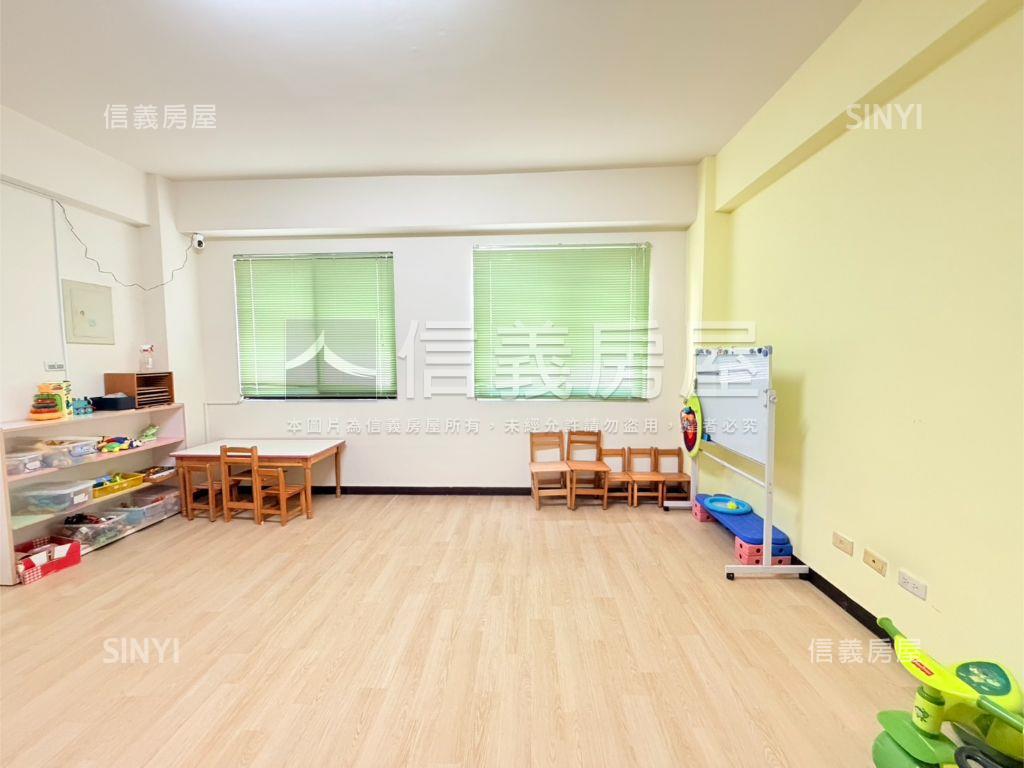 新光重劃區臨路優質透店房屋室內格局與周邊環境