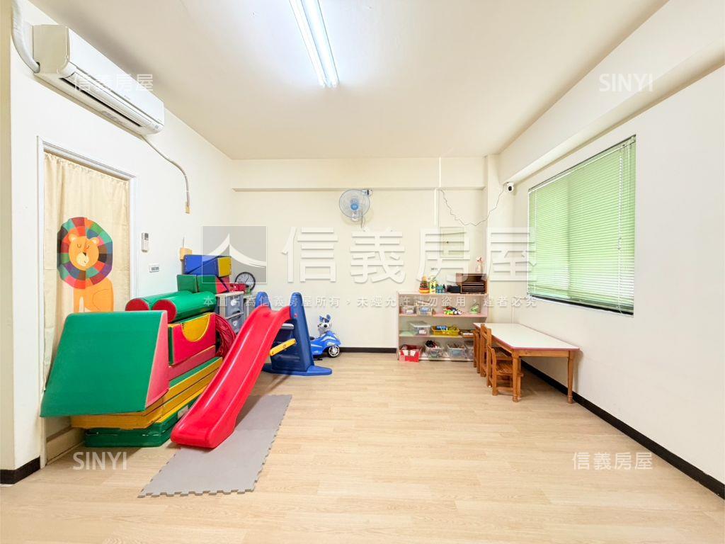 新光重劃區臨路優質透店房屋室內格局與周邊環境