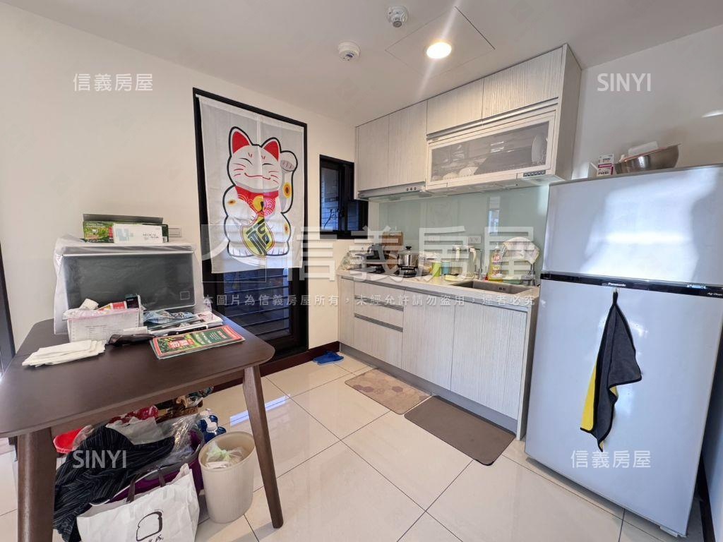 青埔書法公園２房車位房屋室內格局與周邊環境