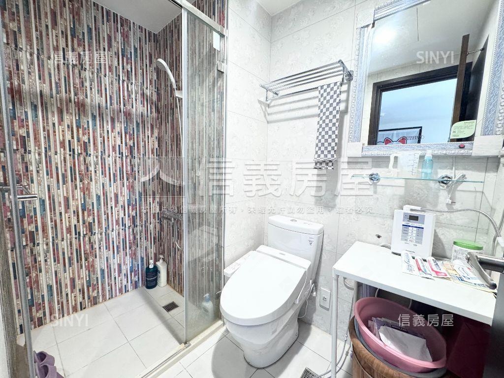 青埔書法公園２房車位房屋室內格局與周邊環境