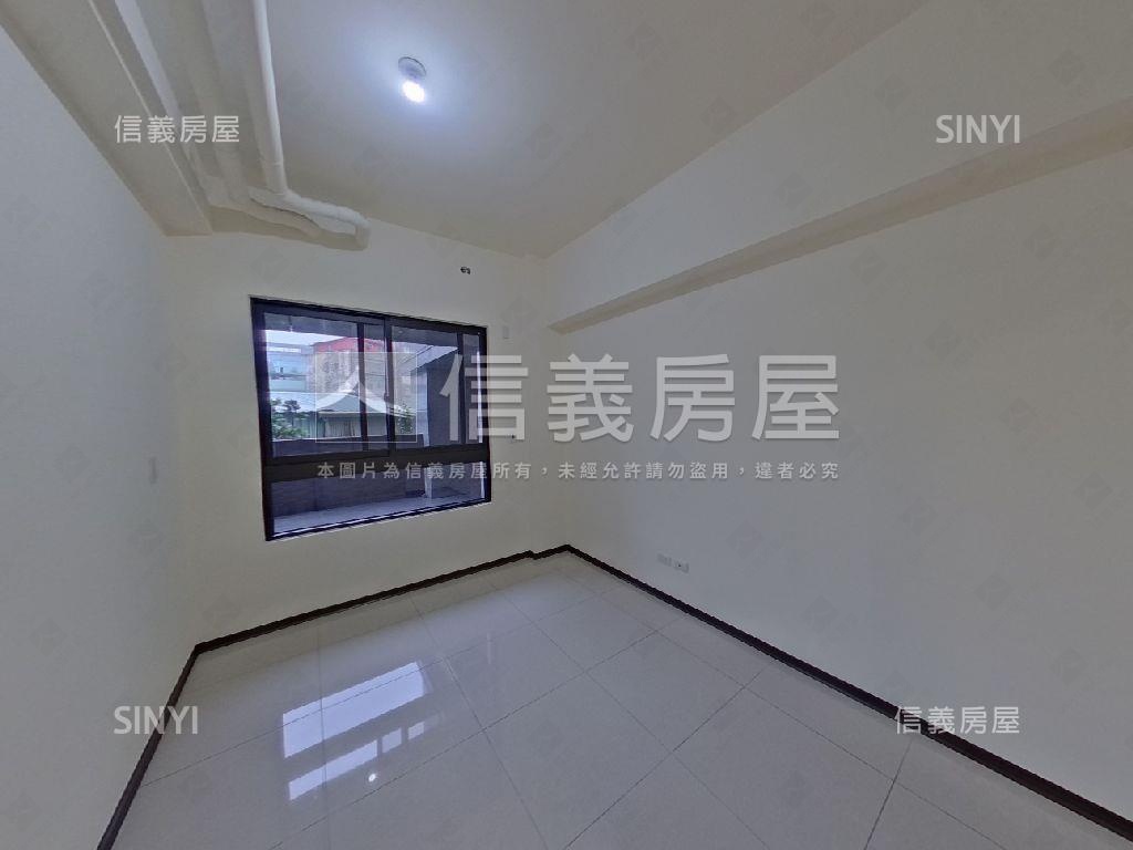 城閱露臺毛孩天堂房屋室內格局與周邊環境