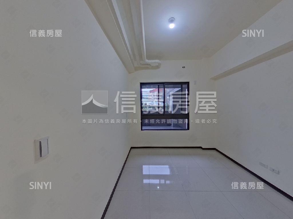 城閱露臺毛孩天堂房屋室內格局與周邊環境