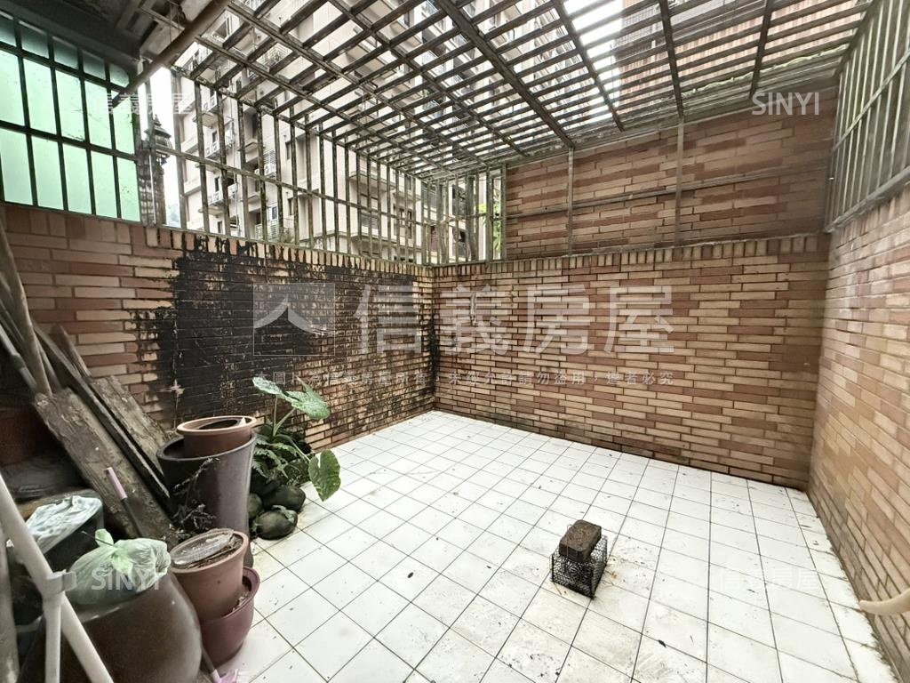 春風特區一樓房屋室內格局與周邊環境