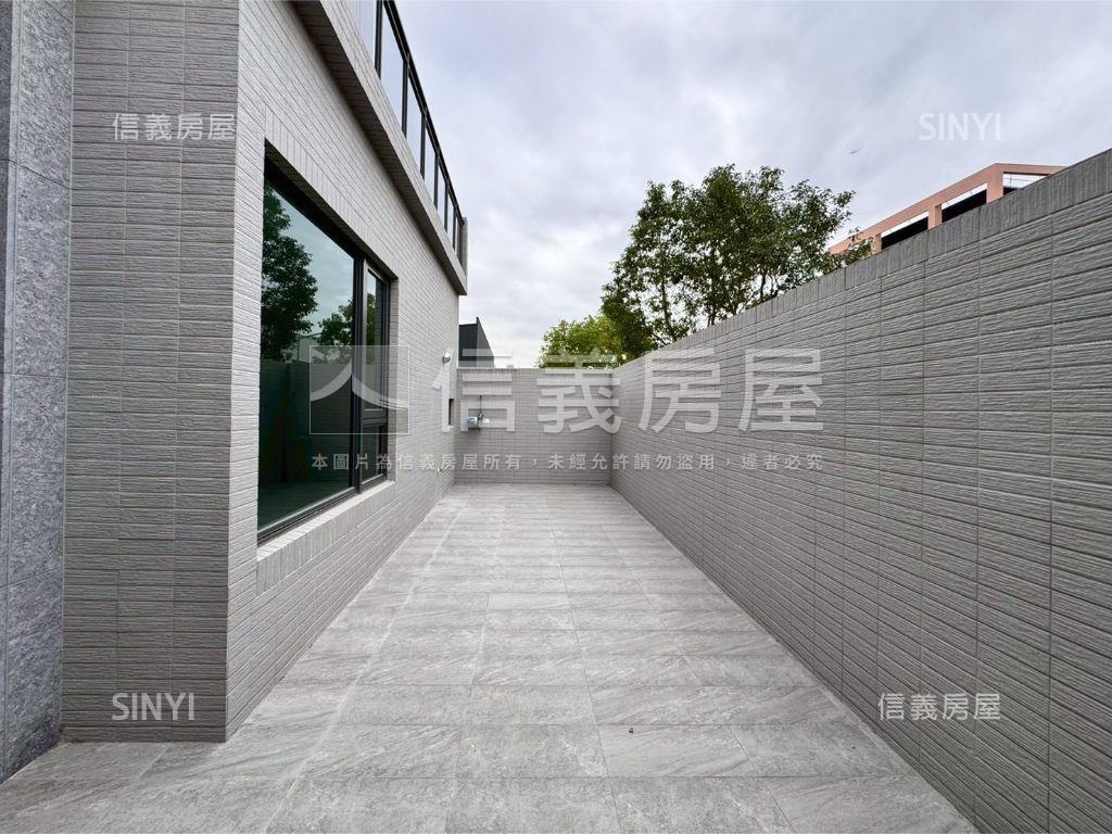 １４期美和段全新角間別墅房屋室內格局與周邊環境