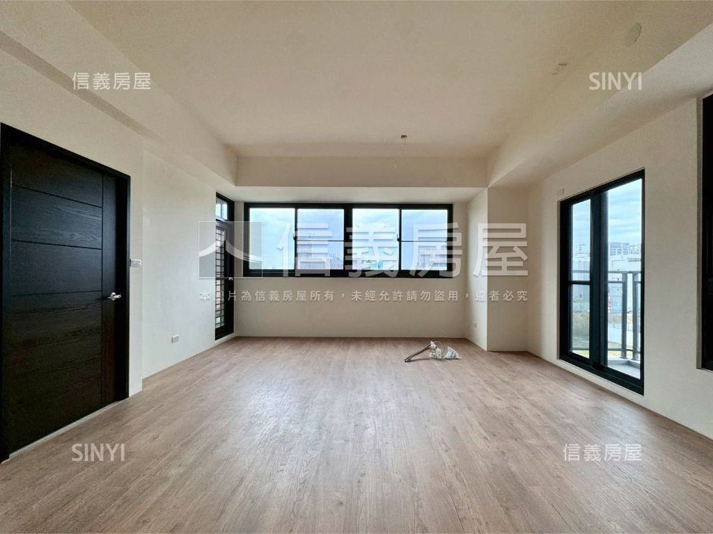 １４期美和段全新角間別墅房屋室內格局與周邊環境