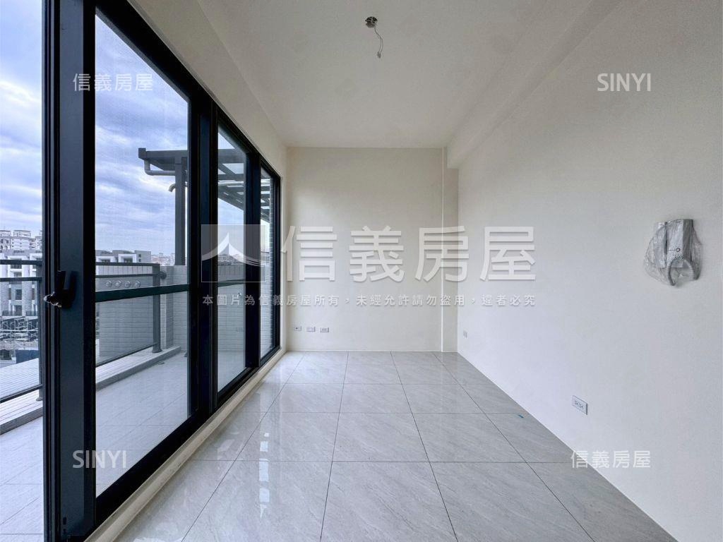 １４期美和段全新角間別墅房屋室內格局與周邊環境