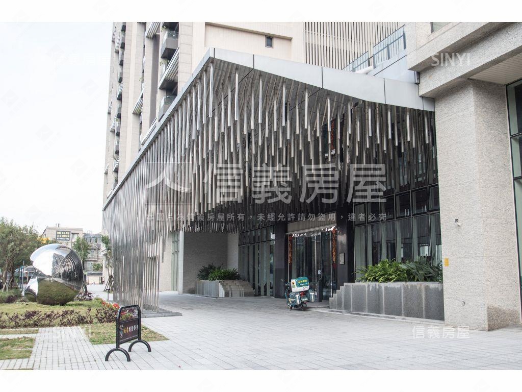 三本公園露台戶三房雙車位房屋室內格局與周邊環境