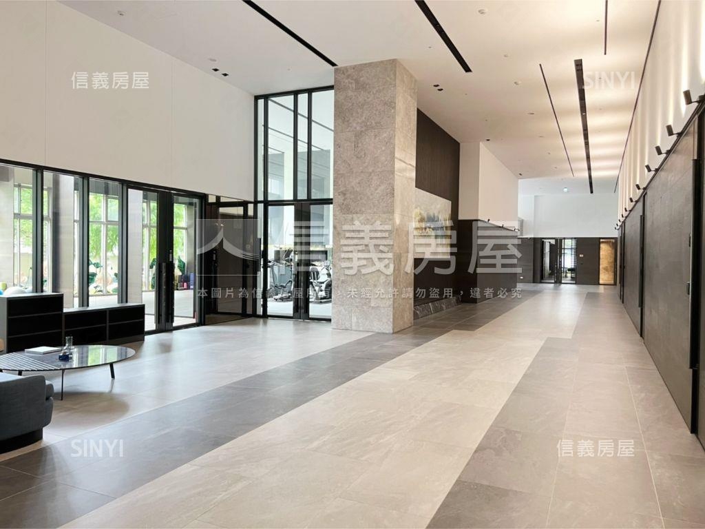 三本公園露台戶三房雙車位房屋室內格局與周邊環境