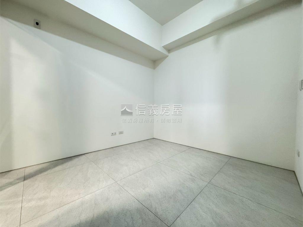 之見築高樓美景三房平車房屋室內格局與周邊環境