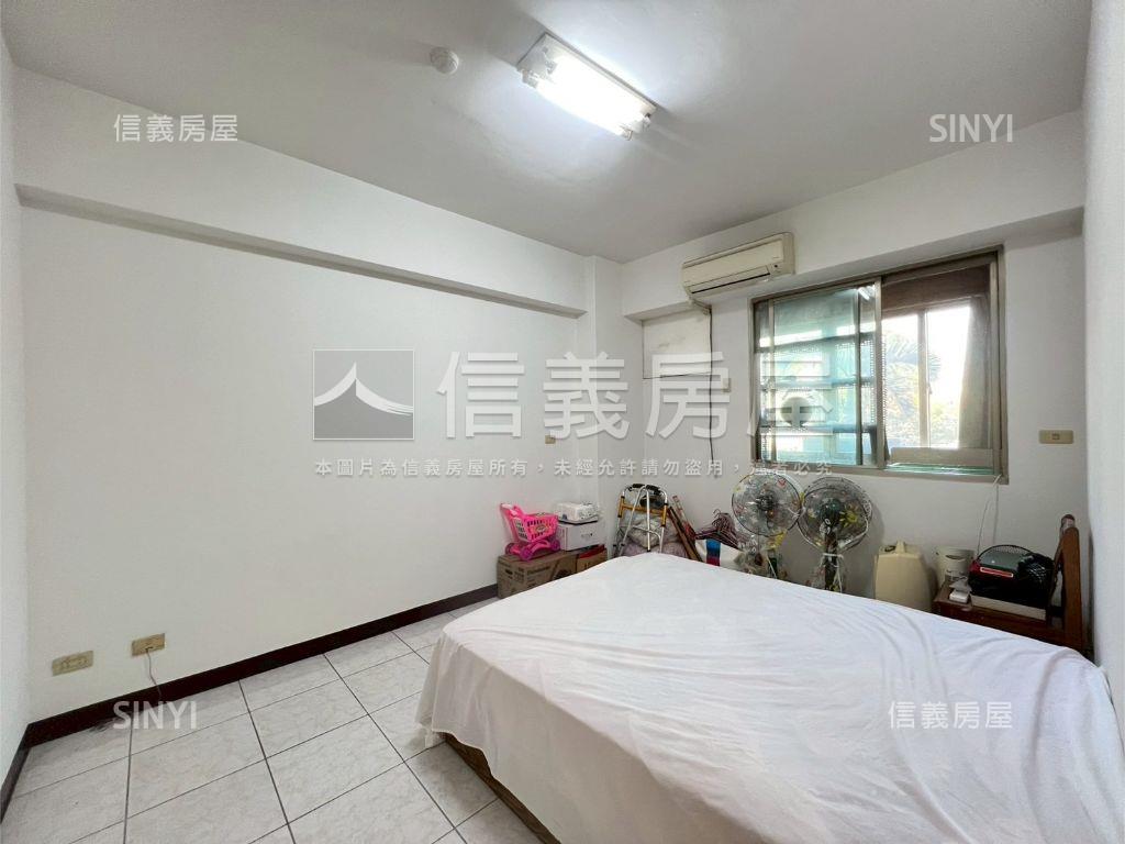 專任近信義國中小優質三房房屋室內格局與周邊環境