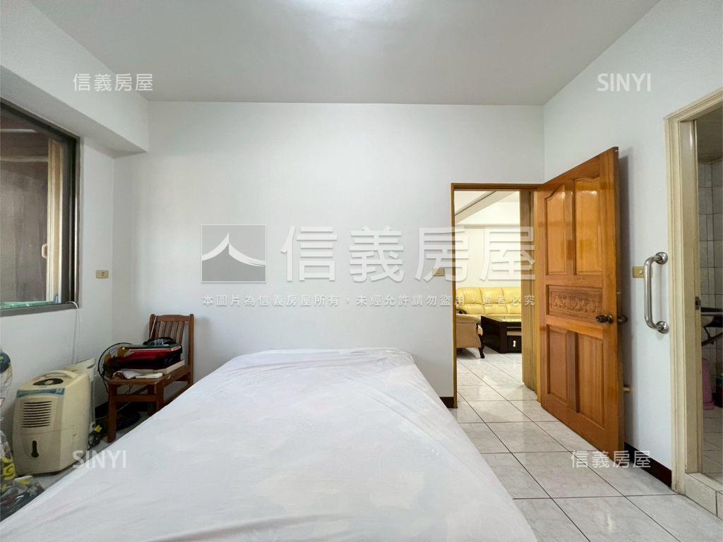 專任近信義國中小優質三房房屋室內格局與周邊環境