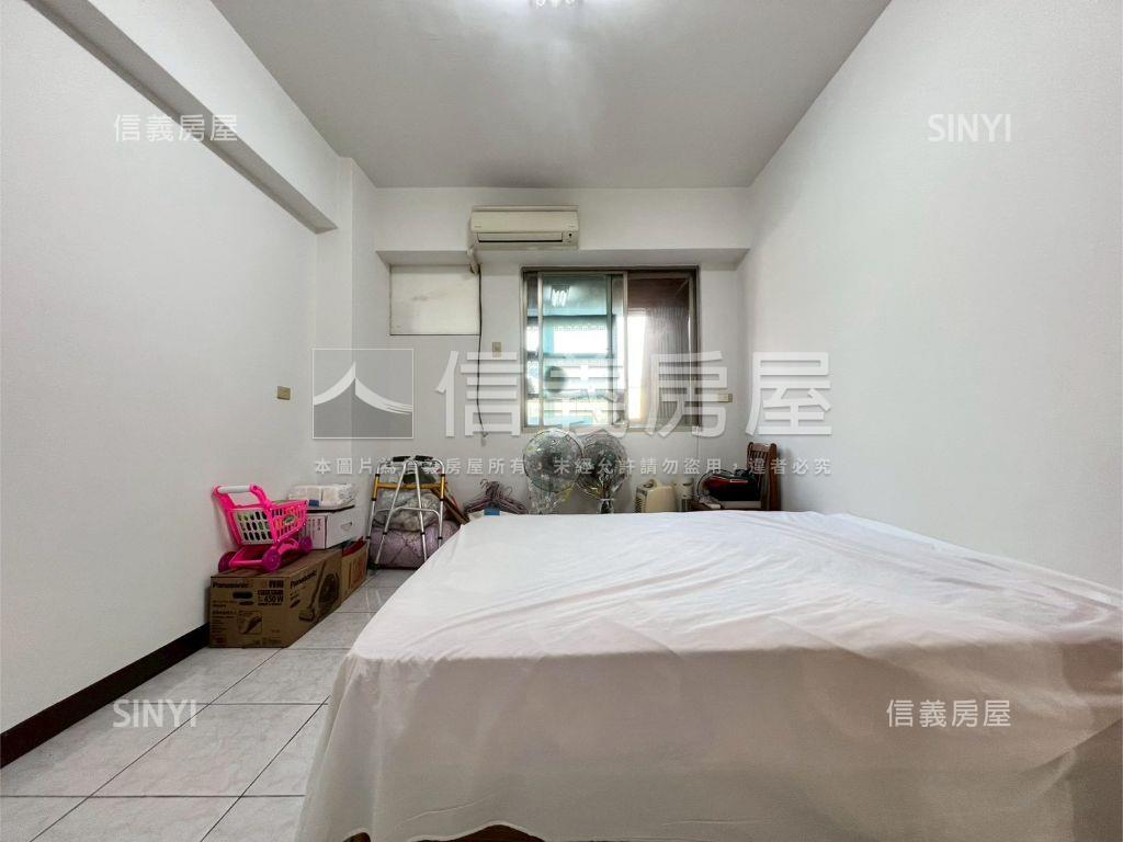 專任近信義國中小優質三房房屋室內格局與周邊環境