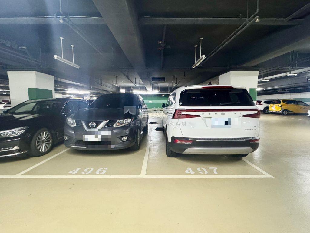 玉鼎·高樓山景四房雙車位房屋室內格局與周邊環境