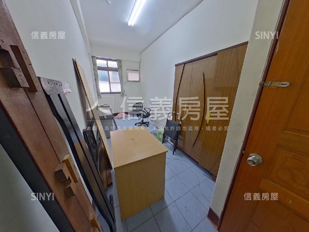 南屯路一段可營登透店房屋室內格局與周邊環境