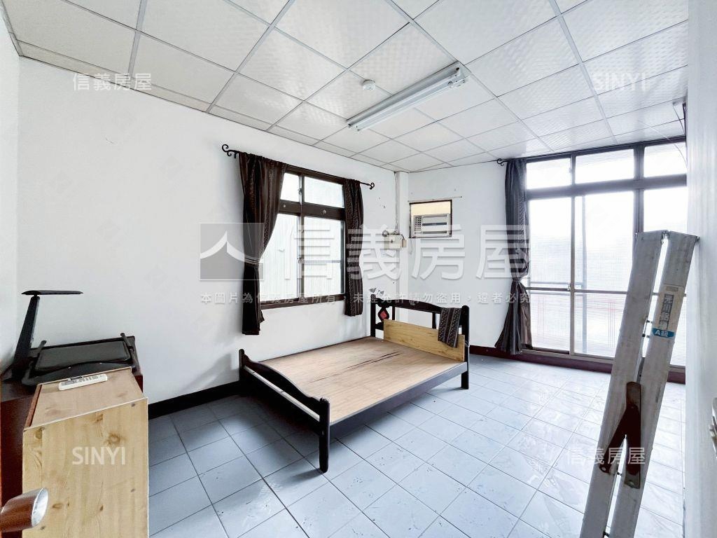 南屯路一段可營登透店房屋室內格局與周邊環境