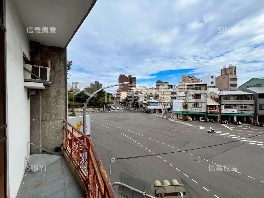 南屯路一段可營登透店房屋室內格局與周邊環境