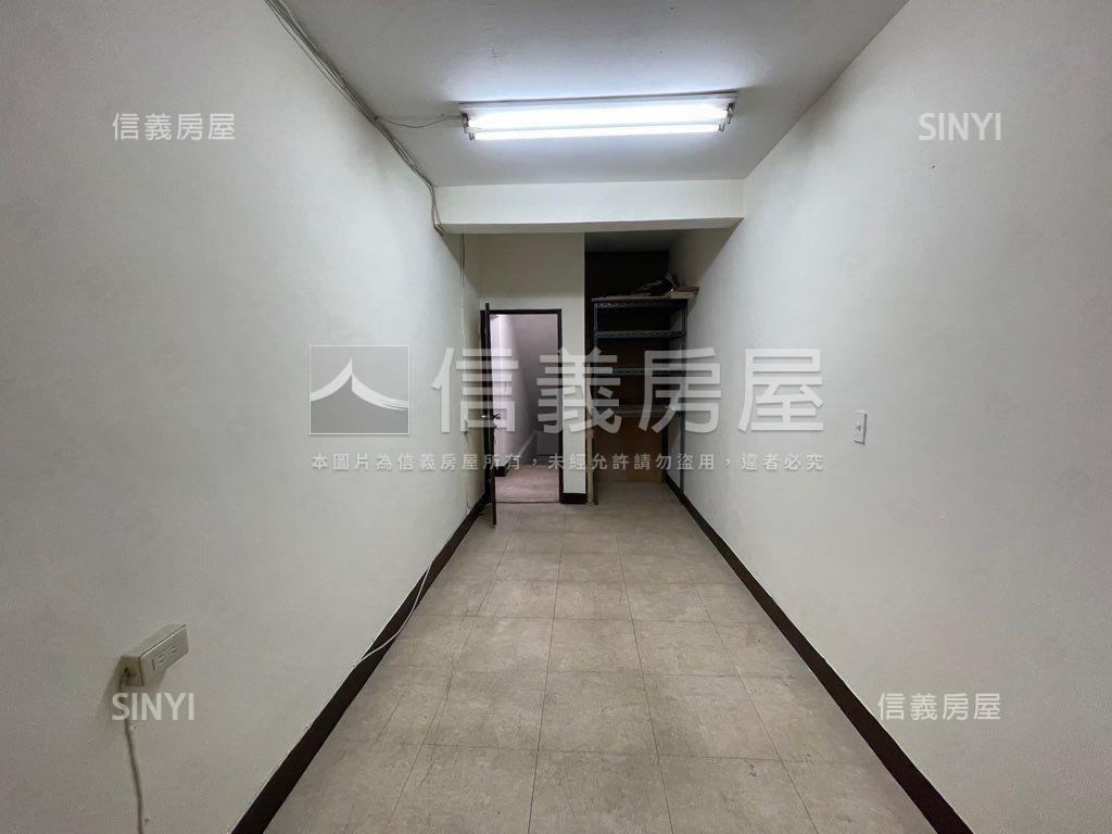 內湖行政中心１樓住辦房屋室內格局與周邊環境