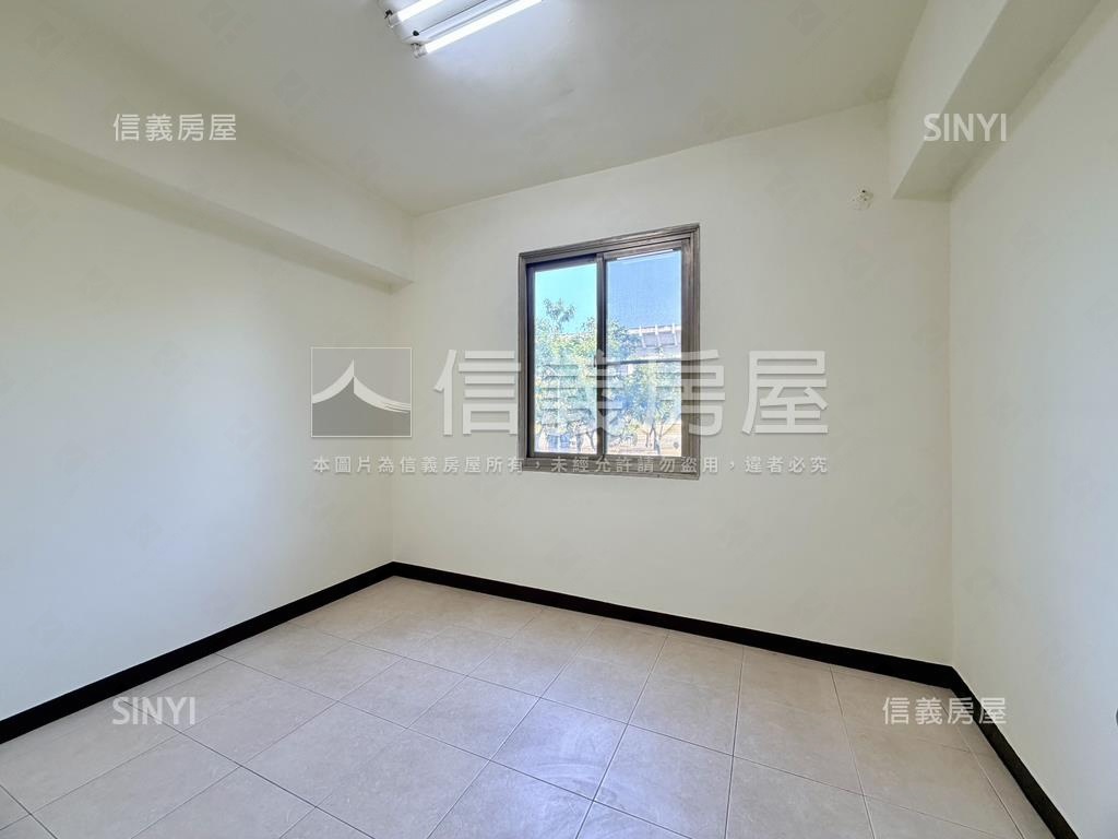 文化中心首排景觀亮三房房屋室內格局與周邊環境