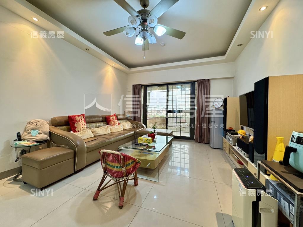 龍騰首席首排四房雙平車房屋室內格局與周邊環境