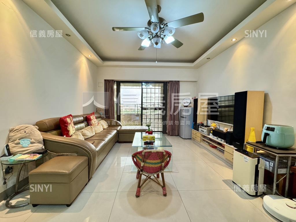 龍騰首席首排四房雙平車房屋室內格局與周邊環境