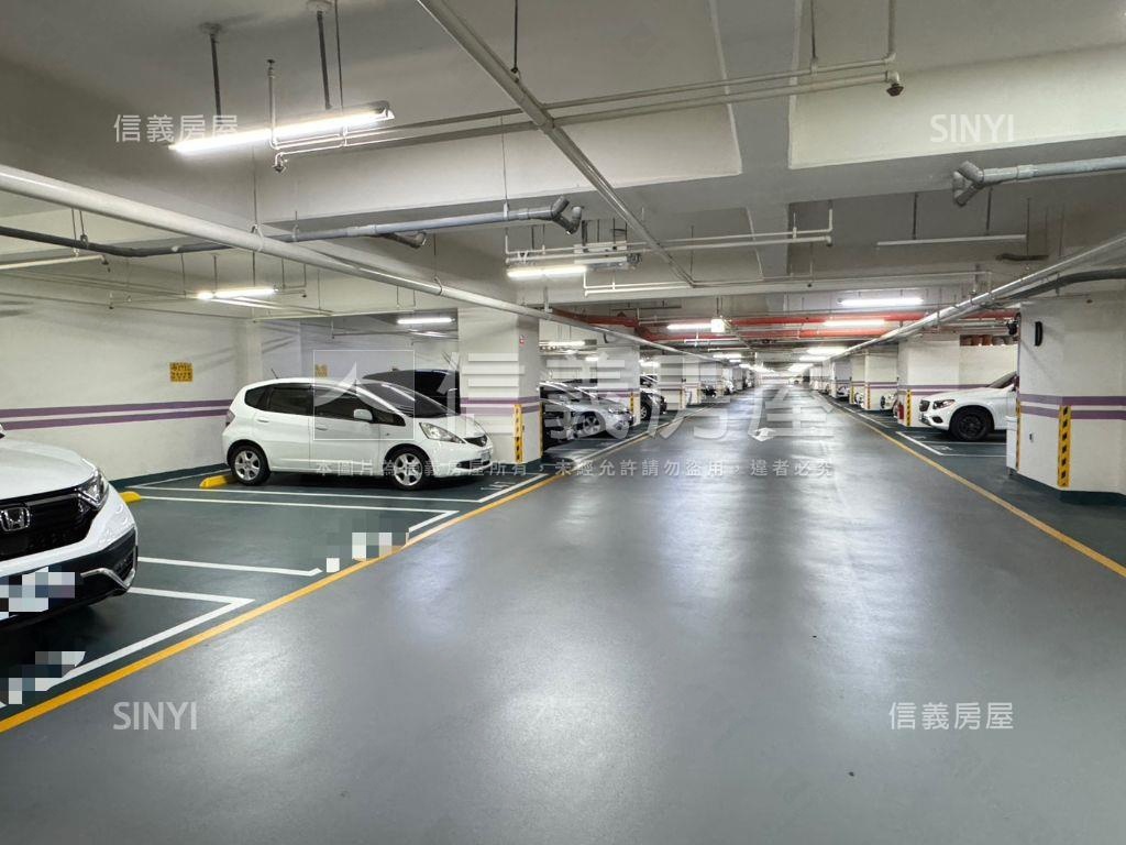 面山景★高樓大２房平車房屋室內格局與周邊環境