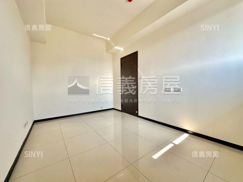 昕願景高樓層朝南兩房平車房屋室內格局與周邊環境