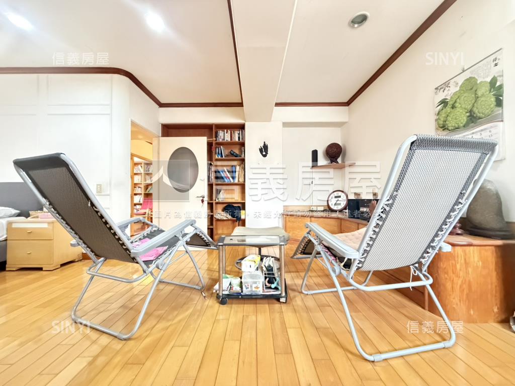 永安公園邊間電梯頂加大戶房屋室內格局與周邊環境