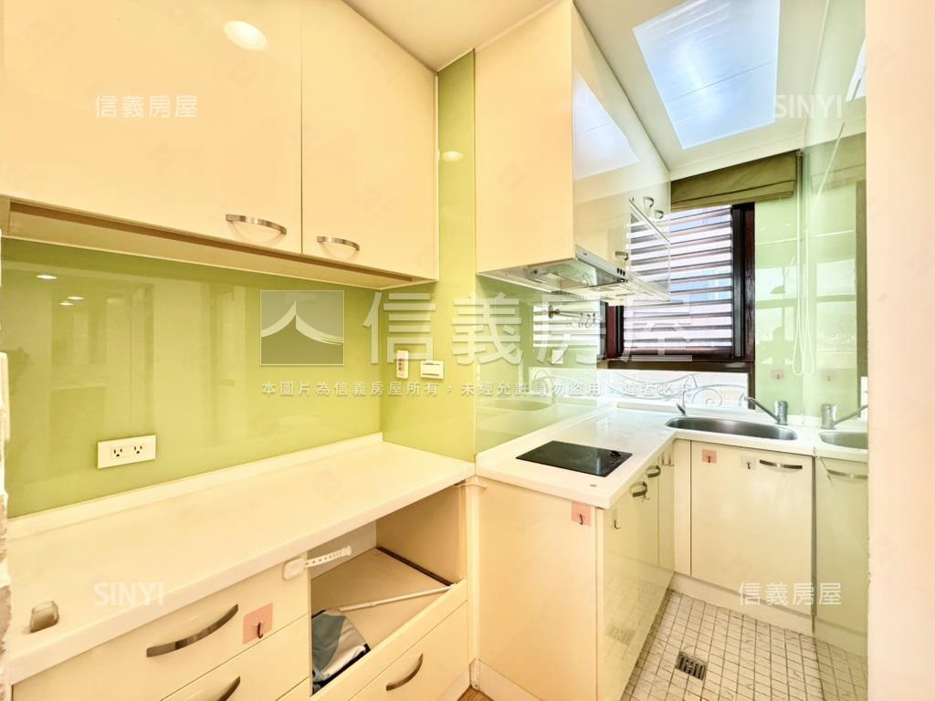 敦北圓頂✬美裝有車位房屋室內格局與周邊環境