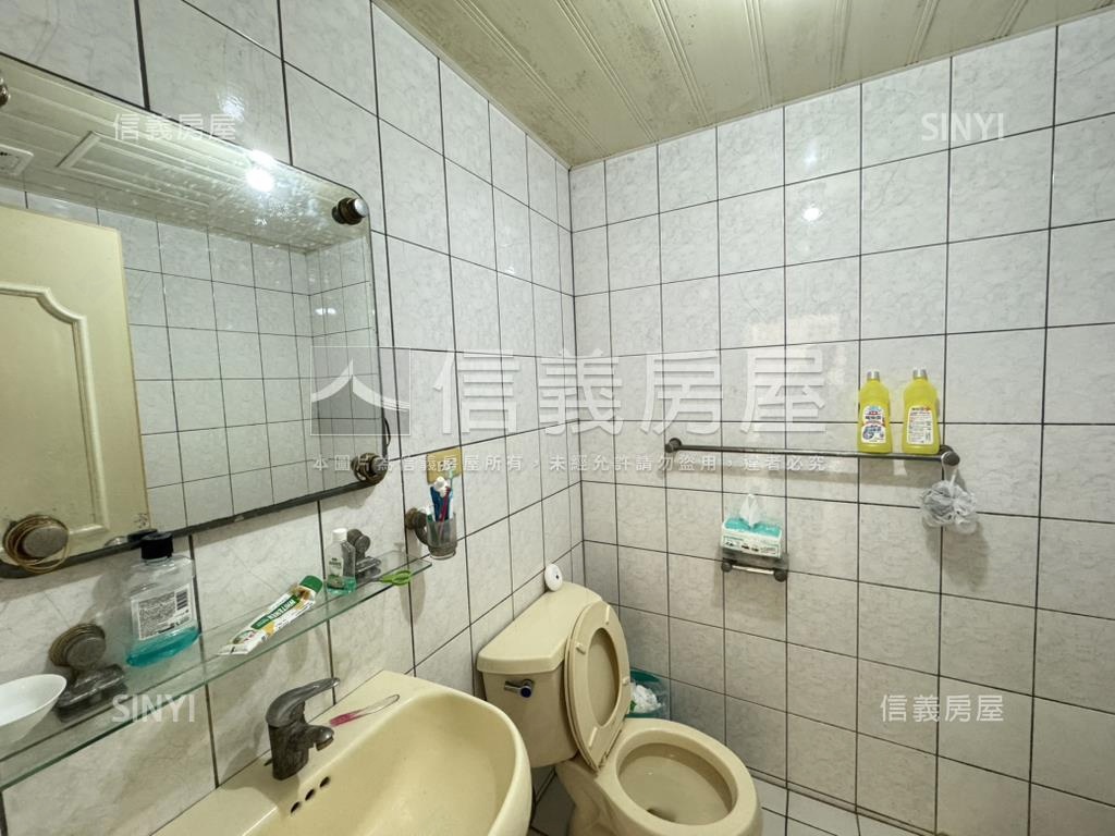 一道彩虹高樓三房房屋室內格局與周邊環境