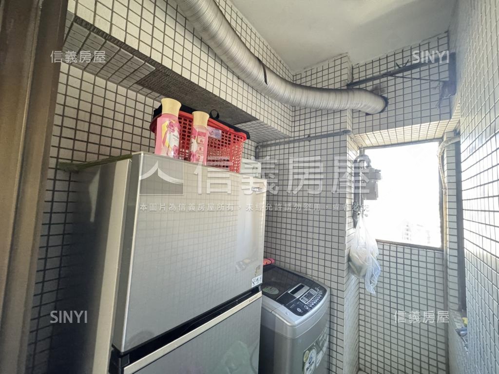 一道彩虹高樓三房房屋室內格局與周邊環境