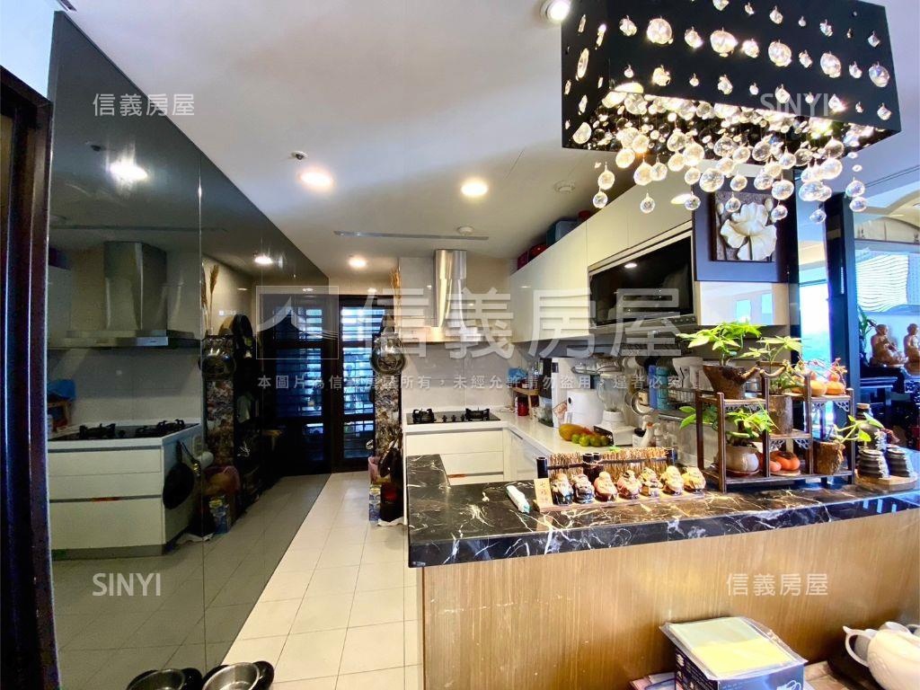 美河市高樓邊間雙景豪邸房屋室內格局與周邊環境