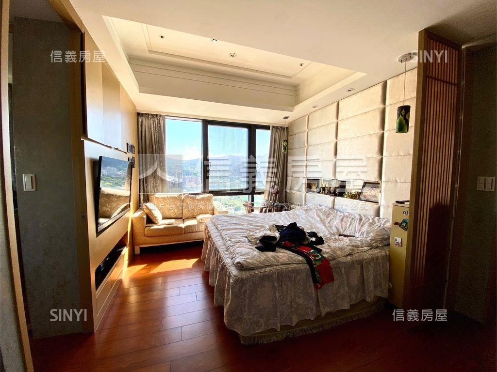 美河市高樓邊間雙景豪邸房屋室內格局與周邊環境