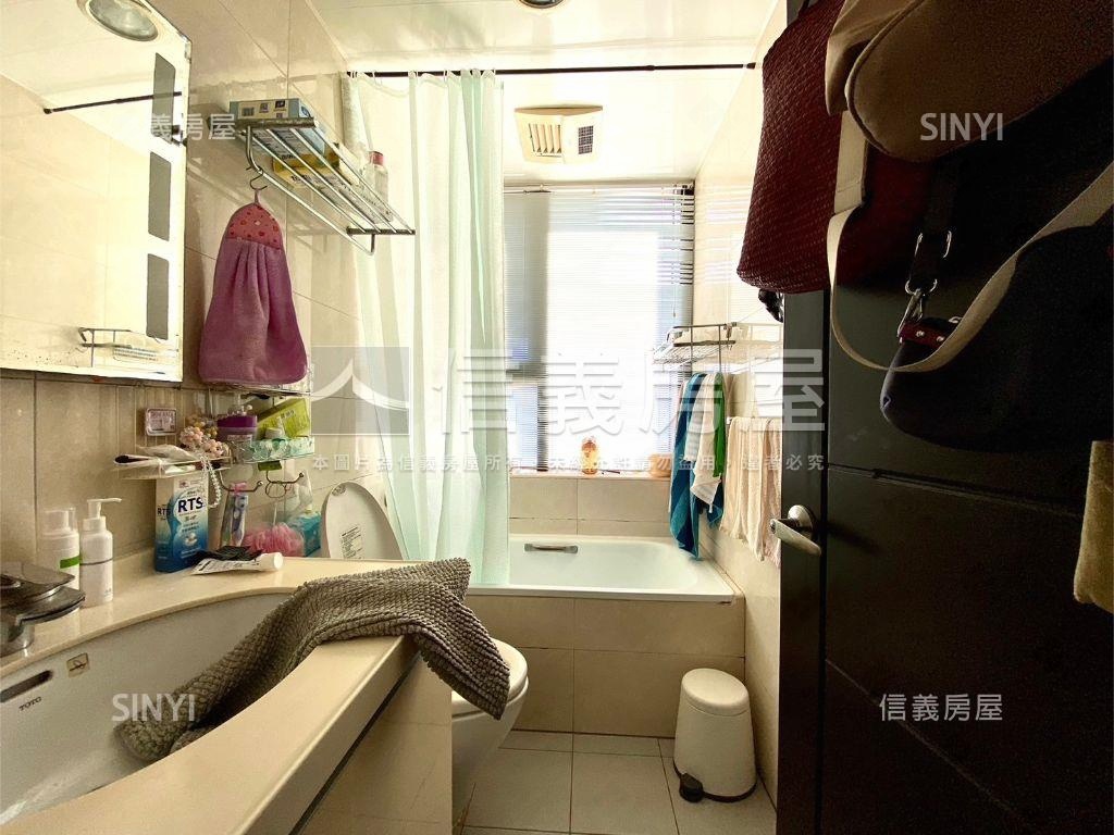 美河市高樓邊間雙景豪邸房屋室內格局與周邊環境