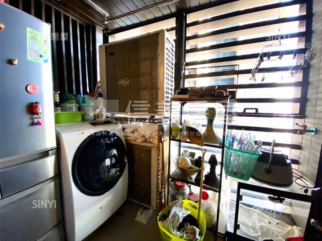 美河市高樓邊間雙景豪邸房屋室內格局與周邊環境