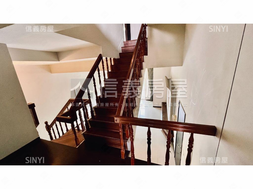 瓏山林上疊遠眺１０１房屋室內格局與周邊環境