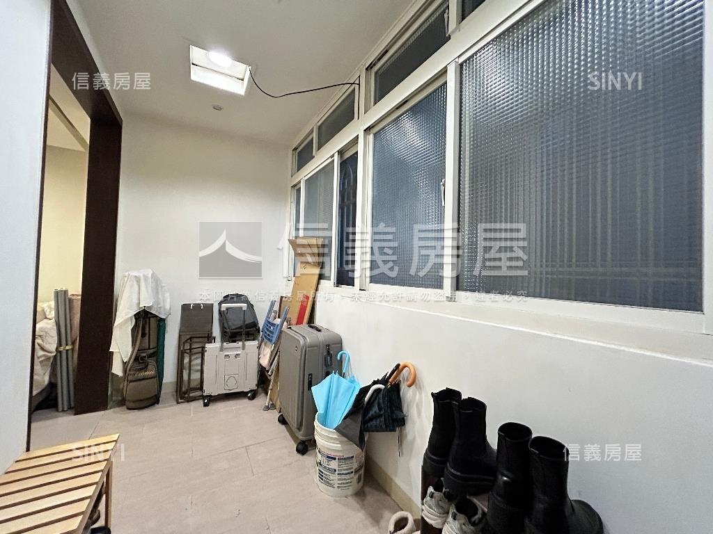 信義雅緻典雅三房一品苑房屋室內格局與周邊環境