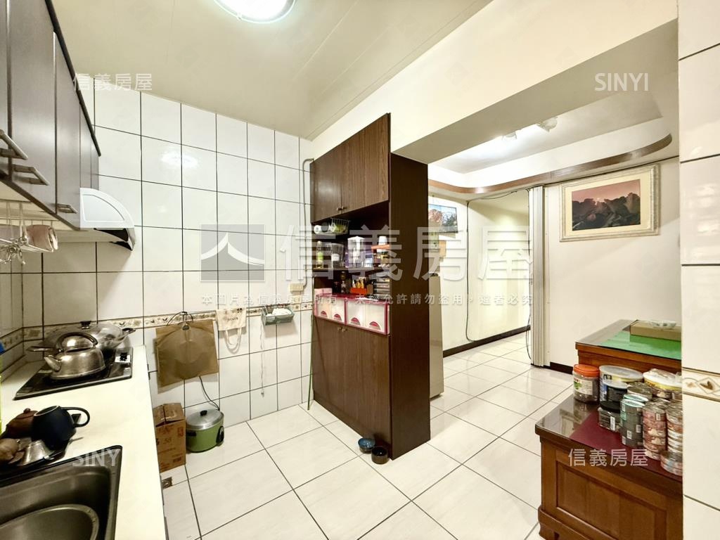 【新】土城國中美寓二樓房屋室內格局與周邊環境