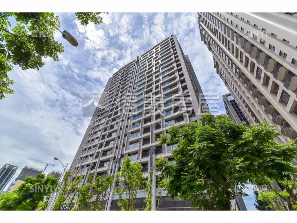 縣三ＳＫＹ１高樓溫馨美宅房屋室內格局與周邊環境